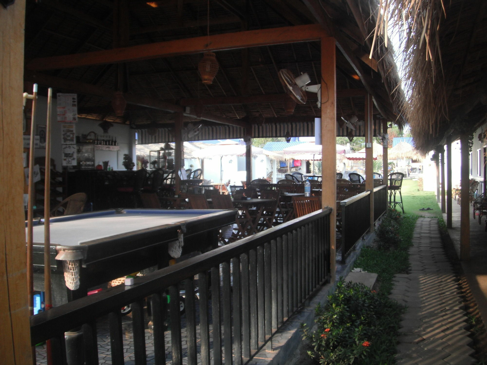 Pat Pat Guesthouse Sihanoukville Exterior photo
